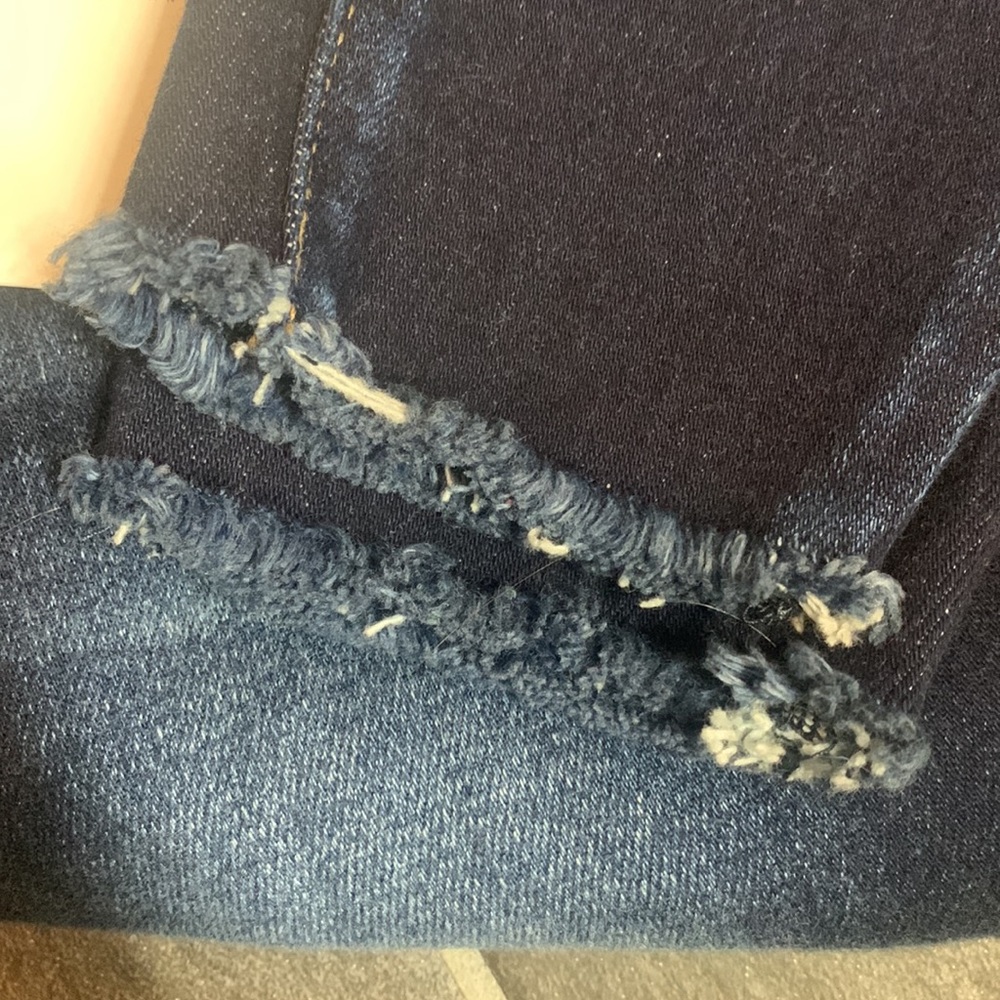 Dark Wash High-Rise Skinny Jeans - Blue - Picture 8 of 8